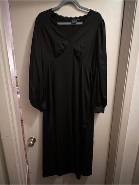 Gap Large Tall Formal Black Dress